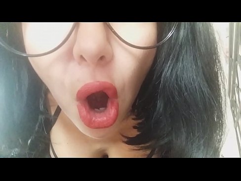 ❤️ E ka mea aloha, ʻaʻole ʻae kou makuahine e hele i ke kula i kēia lā... makemake nui au iā ʻoe... Porno ia makou
